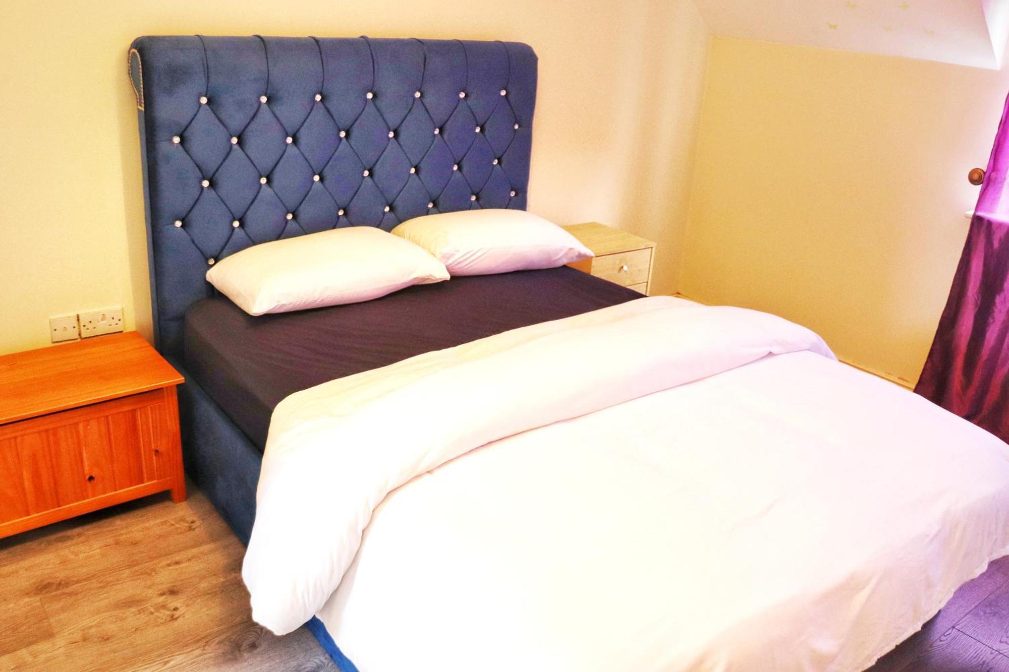Deluxe Dwelling - 15 Mins From Cork City/Airport Lägenhet Exteriör bild